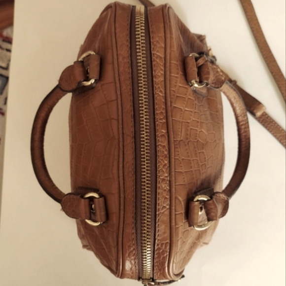 Michael Kors croc embossed brown leather 2 way purse- removable crossbody strap - Picture 9 of 13